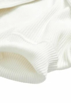 Next Roll Neck Standard - Jersey De Punto - Ecru -Ropa Ventas 94deee3ebe7c4f6dbd82d463a026c0e6