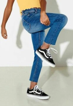 Konemily- Vaqueros Slim Fit - Medium Blue Denim -Ropa Ventas a03e32af8561418887f7eabb28e9ab20